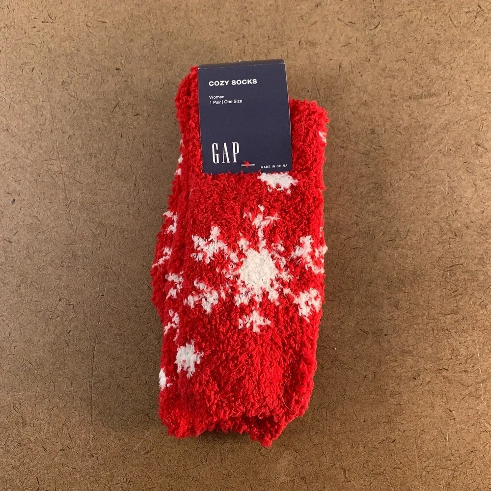 GAP Women's One Size Red‎ Snowflake Cozy Crew Socks 1 Pair NWT